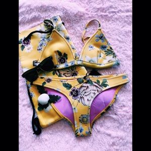 DELILAH FIORE GIALLO TRIANGL SWIMWEAR